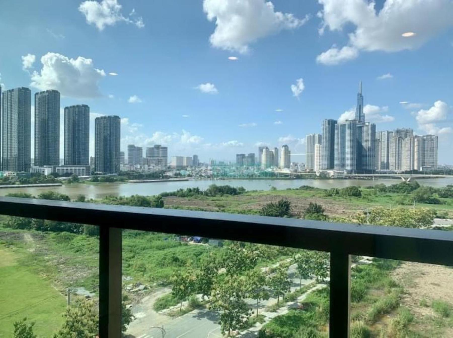 The Crest-Central Saigon Riverside -Free Pool-Gym-Sauna Room-Yoga Room Хошимін Екстер'єр фото
